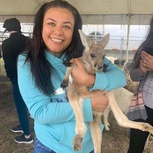 Meet your Posher, Mariela